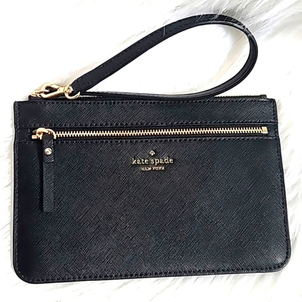 Kate Spade Leather Wristlet Clutch Black Tinie Laurel Way like New WLRU2…